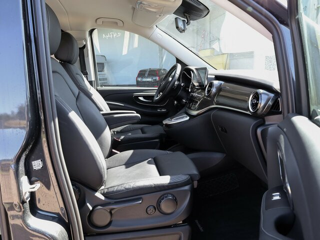 MERCEDES-BENZ EQV 300 Avantgarde,lang,7Sitze,2Schiebetüren - Микроавтобус, Электробус: фото 5 MERCEDES-BENZ EQV 300 Avantgarde,lang,7Sitze,2Schiebetüren - Микроавтобус, Электробус: фото 5