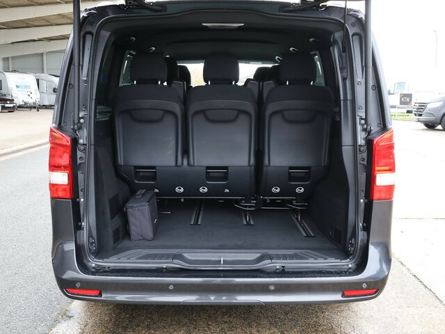 MERCEDES-BENZ EQV 300 ang,8Sitzer,2xSchiebetür,360°Kamera... - Пассажирский фургон, Электрический фургон: фото 2 MERCEDES-BENZ EQV 300 ang,8Sitzer,2xSchiebetür,360°Kamera... - Пассажирский фургон, Электрический фургон: фото 2