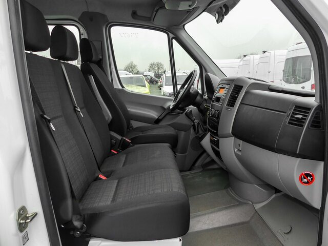 MERCEDES-BENZ Sprinter 311 CDI DOKA Pritsche,AHK,Standheizung - Малотоннажный бортовой грузовик, Грузопассажирский фургон: фото 3 MERCEDES-BENZ Sprinter 311 CDI DOKA Pritsche,AHK,Standheizung - Малотоннажный бортовой грузовик, Грузопассажирский фургон: фото 3