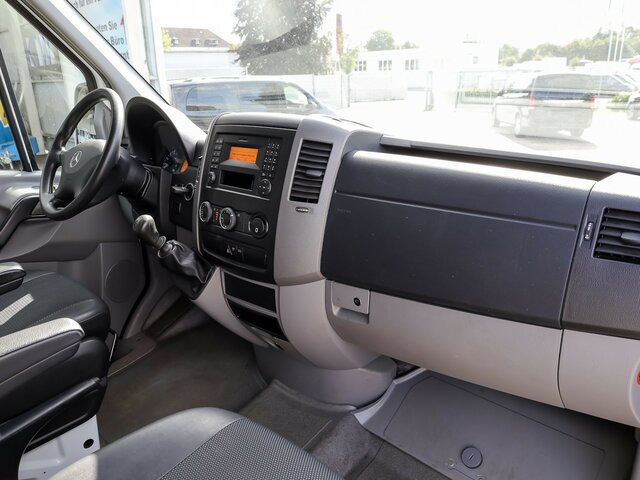 MERCEDES-BENZ Sprinter 316CDI DOKA,Allrad,AHK,Standhzg.... - Малотоннажный бортовой грузовик, Грузопассажирский фургон: фото 3 MERCEDES-BENZ Sprinter 316CDI DOKA,Allrad,AHK,Standhzg.... - Малотоннажный бортовой грузовик, Грузопассажирский фургон: фото 3