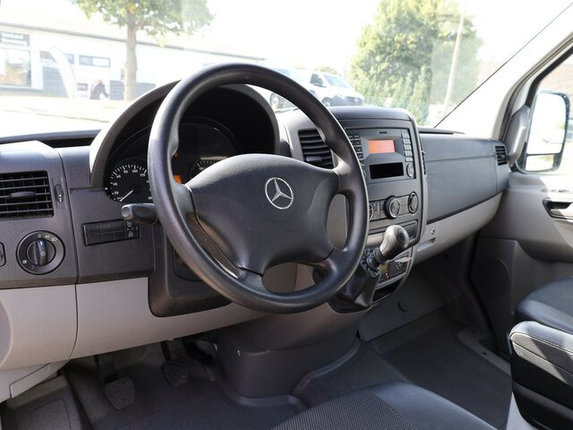 MERCEDES-BENZ Sprinter 316CDI DOKA,Allrad,AHK,TCO,Standhzg.... - Малотоннажный бортовой грузовик, Грузопассажирский фургон: фото 4 MERCEDES-BENZ Sprinter 316CDI DOKA,Allrad,AHK,TCO,Standhzg.... - Малотоннажный бортовой грузовик, Грузопассажирский фургон: фото 4