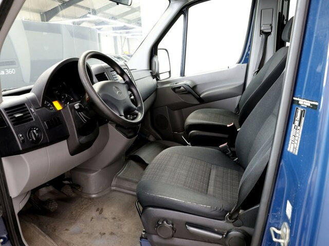MERCEDES-BENZ Sprinter 316CDI DOKA,Allrad,Klima - Малотоннажный бортовой грузовик, Грузопассажирский фургон: фото 2 MERCEDES-BENZ Sprinter 316CDI DOKA,Allrad,Klima - Малотоннажный бортовой грузовик, Грузопассажирский фургон: фото 2