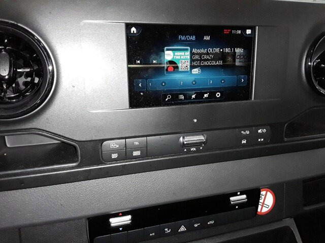 MERCEDES-BENZ Sprinter 317 CDI Kasten,L2H2,MBUX,Kamera - Цельнометаллический фургон: фото 4 MERCEDES-BENZ Sprinter 317 CDI Kasten,L2H2,MBUX,Kamera - Цельнометаллический фургон: фото 4