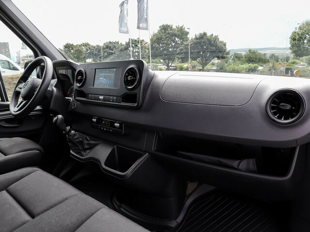MERCEDES-BENZ Sprinter 317 CDI Kasten,L2H2,MBUX,Kamera - Цельнометаллический фургон: фото 4 MERCEDES-BENZ Sprinter 317 CDI Kasten,L2H2,MBUX,Kamera - Цельнометаллический фургон: фото 4