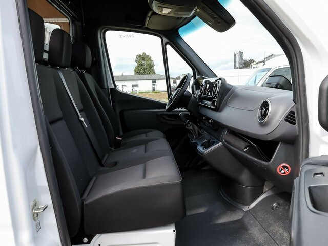 MERCEDES-BENZ Sprinter 317 Maxi,AHK3,5To,TCO,Kamera... - Цельнометаллический фургон: фото 3 MERCEDES-BENZ Sprinter 317 Maxi,AHK3,5To,TCO,Kamera... - Цельнометаллический фургон: фото 3