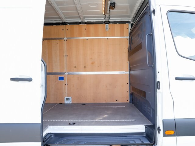 MERCEDES-BENZ Sprinter 317 Maxi,MBUX,Kamera,Tempomat... - Цельнометаллический фургон: фото 2 MERCEDES-BENZ Sprinter 317 Maxi,MBUX,Kamera,Tempomat... - Цельнометаллический фургон: фото 2