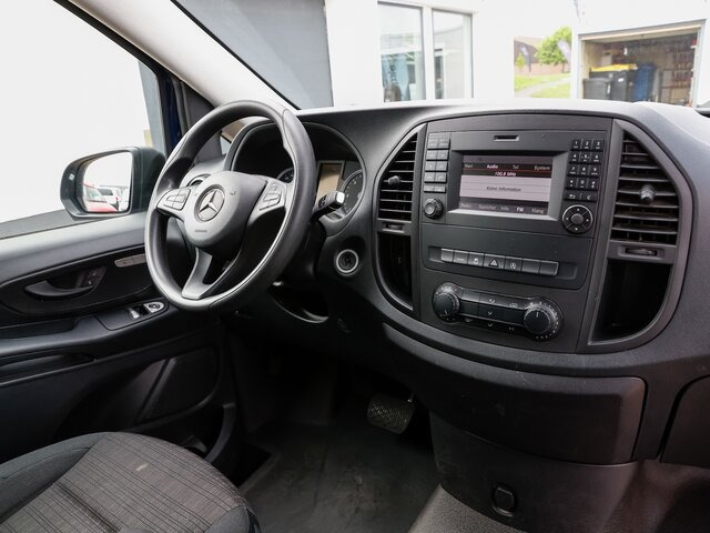 MERCEDES-BENZ Vito 114 TourerPro,Allrad,Automatik,8Sitzer - Пассажирский фургон: фото 4 MERCEDES-BENZ Vito 114 TourerPro,Allrad,Automatik,8Sitzer - Пассажирский фургон: фото 4