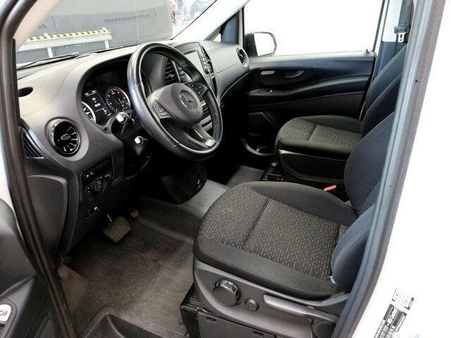 MERCEDES-BENZ Vito 114 TourerPro,Extralang,8Sitzer,Automatik... - Микроавтобус, Пассажирский фургон: фото 2 MERCEDES-BENZ Vito 114 TourerPro,Extralang,8Sitzer,Automatik... - Микроавтобус, Пассажирский фургон: фото 2
