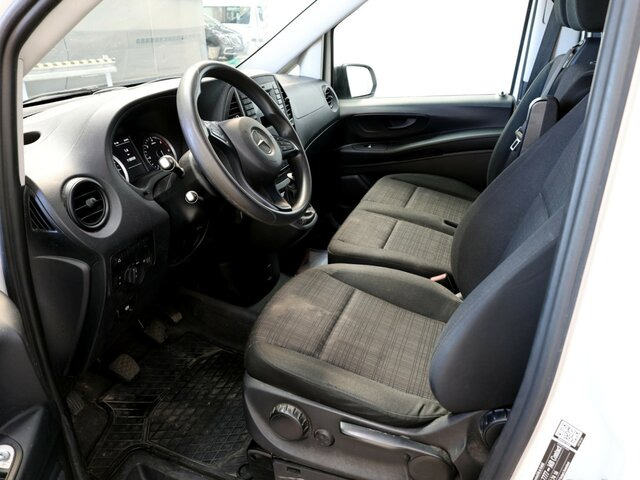 MERCEDES-BENZ Vito114CDI KA lang ,Klima,Sortimo Regalsystem - Легковой фургон: фото 2 MERCEDES-BENZ Vito114CDI KA lang ,Klima,Sortimo Regalsystem - Легковой фургон: фото 2