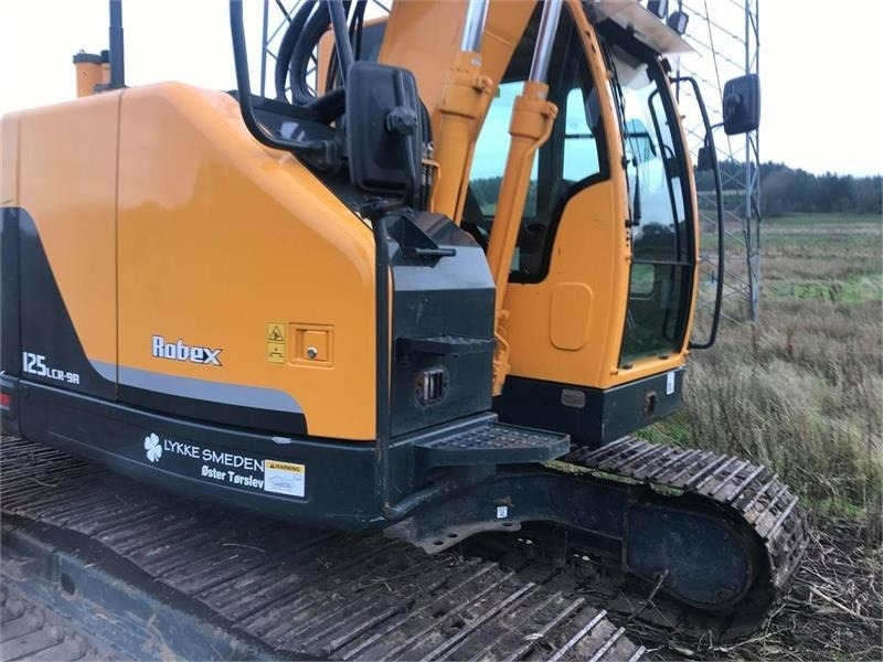 Hyundai 125LCR-9A - Гусеничный экскаватор: фото 2 Hyundai 125LCR-9A - Гусеничный экскаватор: фото 2