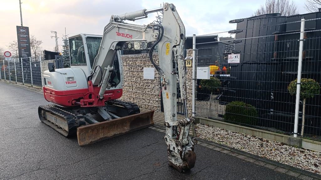 Takeuchi TB 260 Powertilt und Schnellwechsler MS 03, Radio - Мини-экскаватор: фото 5 Takeuchi TB 260 Powertilt und Schnellwechsler MS 03, Radio - Мини-экскаватор: фото 5