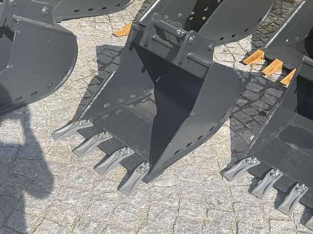 Big Tieflöffel 50 cm mit Martin M3 Aufnahme - Ковш: фото 1 Big Tieflöffel 50 cm mit Martin M3 Aufnahme - Ковш: фото 1