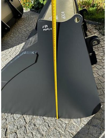 Big Volumenschaufel 250 cm mit Atlas Aufnahme - Ковш: фото 5 Big Volumenschaufel 250 cm mit Atlas Aufnahme - Ковш: фото 5