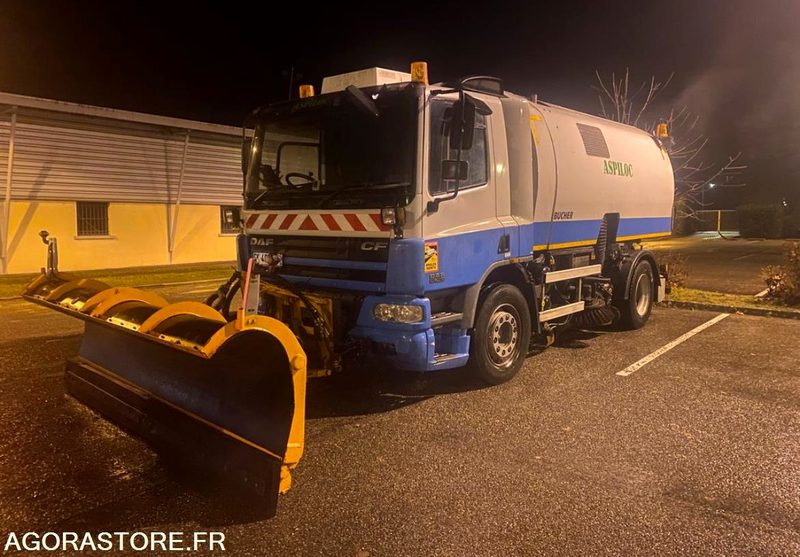 Balayeuse DAF haute pression - 2006 / 460 638 KMS - Подметально-уборочная машина: фото 2 Balayeuse DAF haute pression - 2006 / 460 638 KMS - Подметально-уборочная машина: фото 2