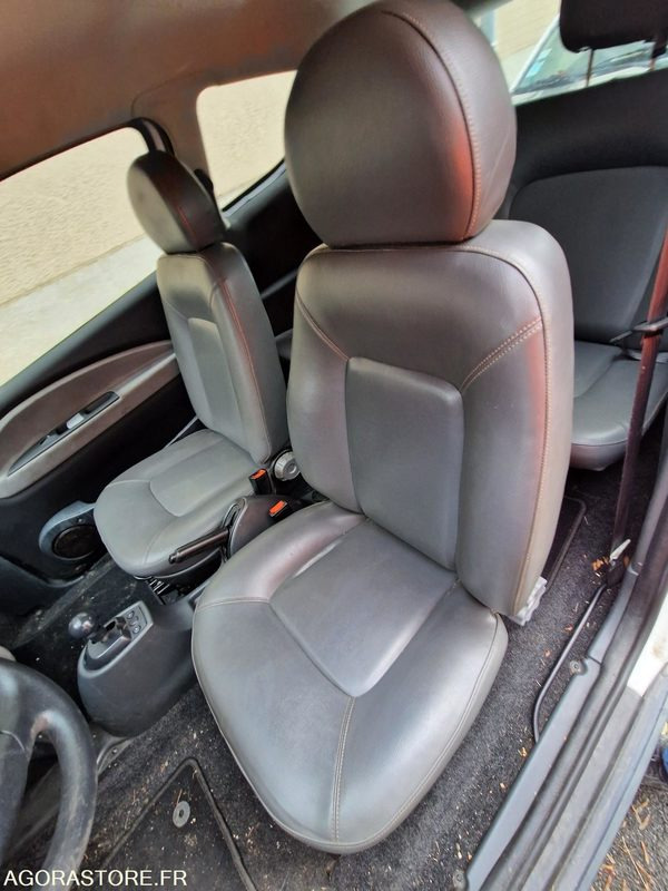 Bollore Bluecar - 90913 -2012- CL258XL - Легковой автомобиль: фото 5 Bollore Bluecar - 90913 -2012- CL258XL - Легковой автомобиль: фото 5