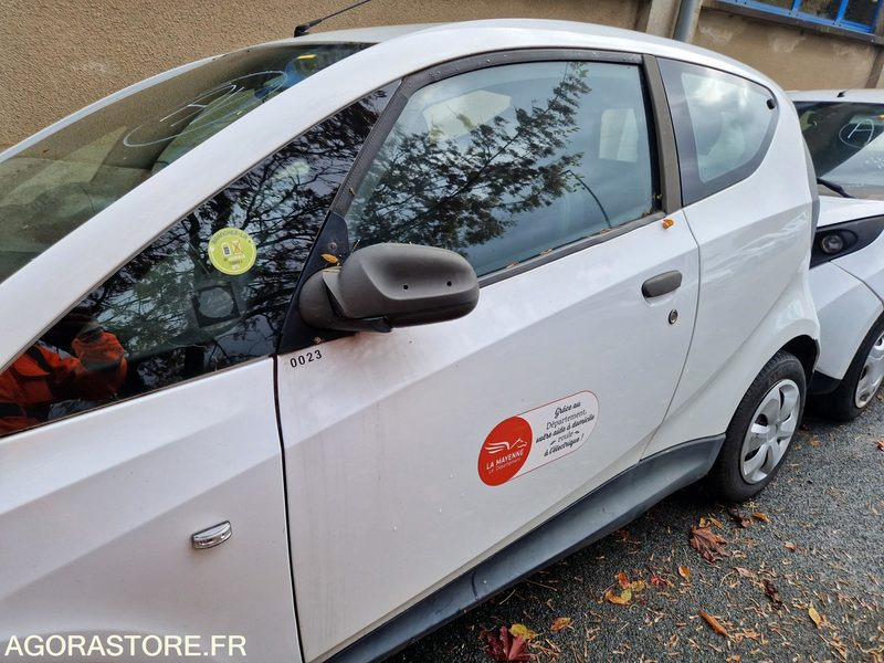 Bollore Bluecar - 90913 -2012- CL258XL - Легковой автомобиль: фото 2 Bollore Bluecar - 90913 -2012- CL258XL - Легковой автомобиль: фото 2
