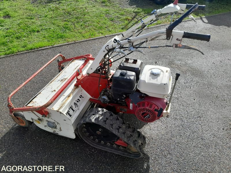 Broyeur à chenilles OREC HCR812 (BROY-19-0428-TAR) - Садовое оборудование: фото 1 Broyeur à chenilles OREC HCR812 (BROY-19-0428-TAR) - Садовое оборудование: фото 1