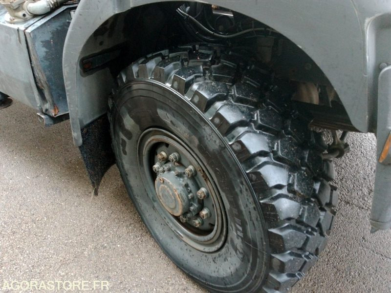 Самосвал CAMION BENNE GRUE RENAULT 4X4: фото 11