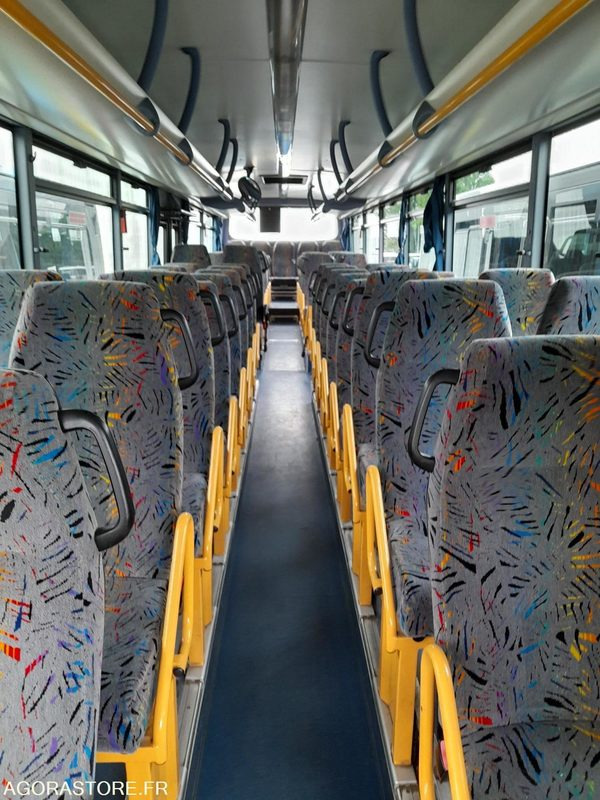 CAR-IRISBUS - RECREO-2009-511 788 KM - AB094JW (11223) - Школьный автобус: фото 3 CAR-IRISBUS - RECREO-2009-511 788 KM - AB094JW (11223) - Школьный автобус: фото 3