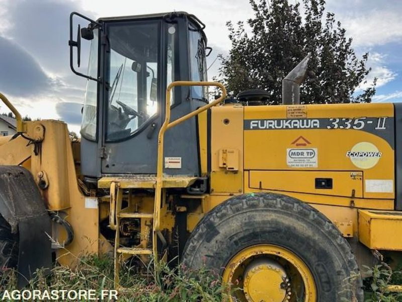 CHARGEUSE FURUKAWA 335 - 2000 - 5800 HEURES - Погрузчик: фото 2 CHARGEUSE FURUKAWA 335 - 2000 - 5800 HEURES - Погрузчик: фото 2