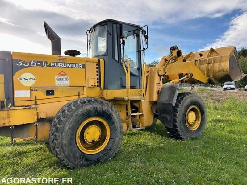 CHARGEUSE FURUKAWA 335 - 2000 - 5800 HEURES - Погрузчик: фото 1 CHARGEUSE FURUKAWA 335 - 2000 - 5800 HEURES - Погрузчик: фото 1