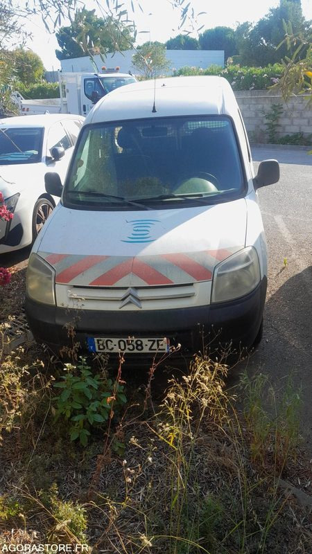 CITROEN BERLINGO BC058ZE // 2010 NON ROULANT // ETAT INCONNU - Легковой фургон: фото 1 CITROEN BERLINGO BC058ZE // 2010 NON ROULANT // ETAT INCONNU - Легковой фургон: фото 1