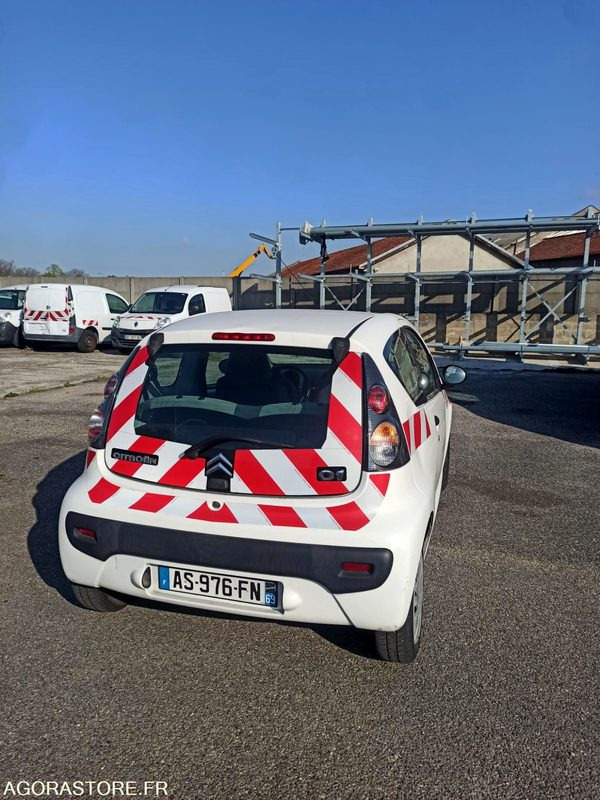 CITROEN C1 3 PORTES 5  PLACES 1L 60 CH 2008 51349 KM - Легковой автомобиль: фото 4 CITROEN C1 3 PORTES 5  PLACES 1L 60 CH 2008 51349 KM - Легковой автомобиль: фото 4