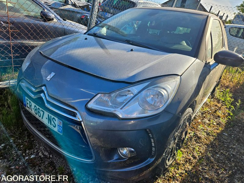 DS3  MOTEUR HS ET SANS CG - Легковой автомобиль: фото 1 DS3  MOTEUR HS ET SANS CG - Легковой автомобиль: фото 1