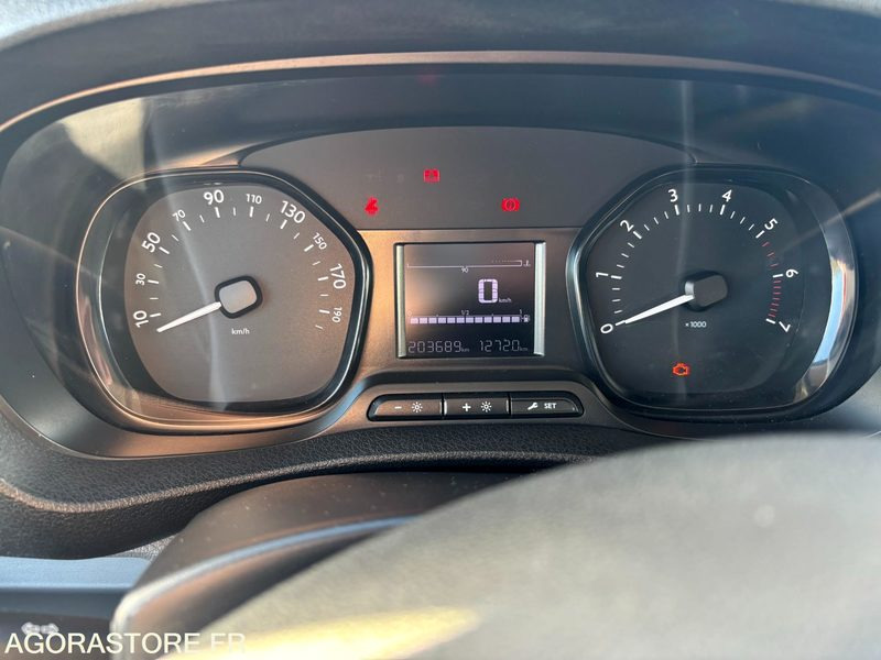 EZ-034-TN - Roulant - CITROEN JUMPY SPACE TOURER - VP - 203 689 Kms - Микроавтобус, Пассажирский фургон: фото 5 EZ-034-TN - Roulant - CITROEN JUMPY SPACE TOURER - VP - 203 689 Kms - Микроавтобус, Пассажирский фургон: фото 5