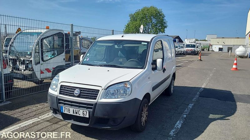 FIAT DOBLO CARGO - 2007 - 98427KM - 718 AWC 67 - Легковой фургон: фото 1 FIAT DOBLO CARGO - 2007 - 98427KM - 718 AWC 67 - Легковой фургон: фото 1