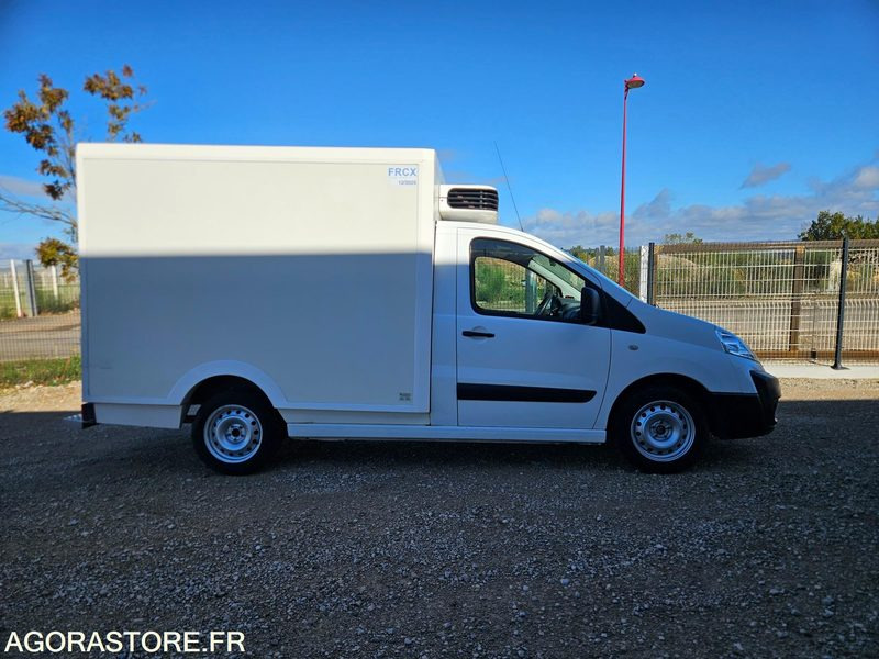 FIAT SCUDO 2.0 130 CAISSE FRIGORIFIQUE FRCX 3 PLACES - Фургон-рефрижератор: фото 3 FIAT SCUDO 2.0 130 CAISSE FRIGORIFIQUE FRCX 3 PLACES - Фургон-рефрижератор: фото 3