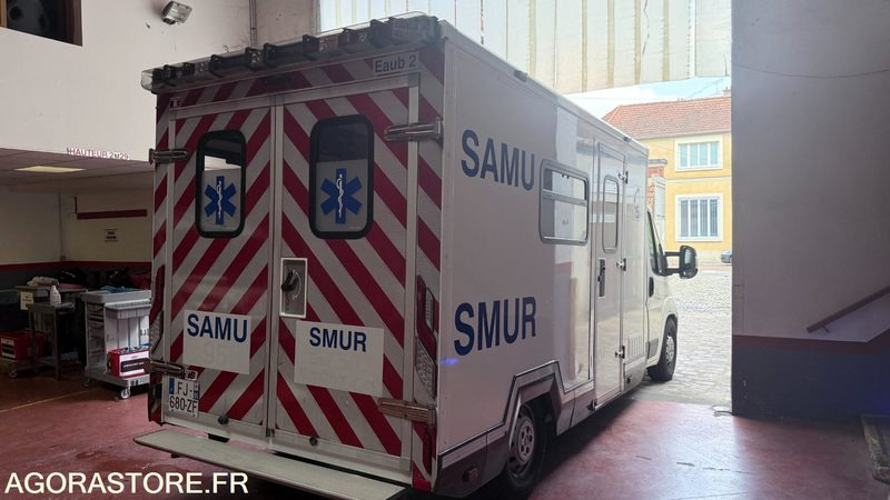 FJ-680-ZF - Non Roulant - PEUGEOT BOXER - SMUR - L3H2 4T - CG KS - 180 000 Kms - Цельнометаллический фургон: фото 3 FJ-680-ZF - Non Roulant - PEUGEOT BOXER - SMUR - L3H2 4T - CG KS - 180 000 Kms - Цельнометаллический фургон: фото 3