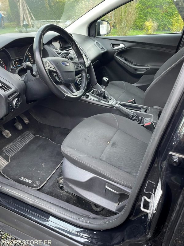 FORD-FOCUS-2015-170332KMS - Легковой автомобиль: фото 5 FORD-FOCUS-2015-170332KMS - Легковой автомобиль: фото 5