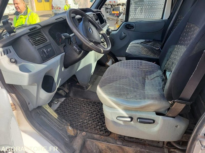 FORD transit avec système ampirol (sans contrôle technique) - Малотоннажный самосвал: фото 4 FORD transit avec système ampirol (sans contrôle technique) - Малотоннажный самосвал: фото 4
