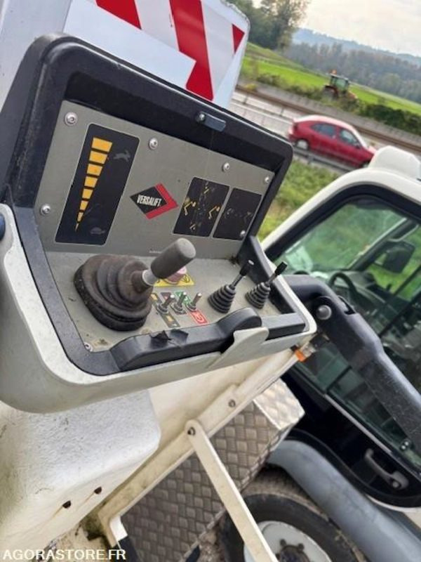 FOURGON NACELLE RENAULT MASTER ET NACELLE VERSALIFT 11.3 M 2019 110329 KM - Грузовик с подъемником: фото 2 FOURGON NACELLE RENAULT MASTER ET NACELLE VERSALIFT 11.3 M 2019 110329 KM - Грузовик с подъемником: фото 2