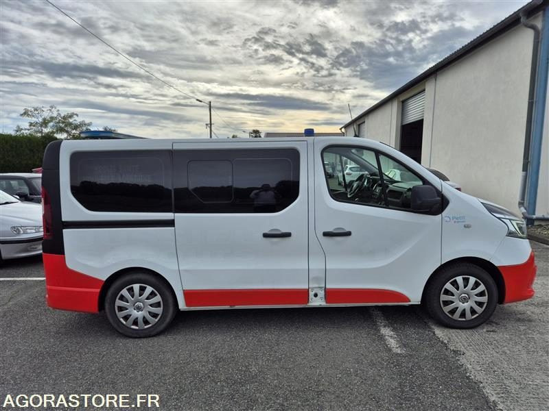FX-803-DH - Roulant - RENAULT TRAFIC - VASP - 367 800 Kms - Цельнометаллический фургон: фото 2 FX-803-DH - Roulant - RENAULT TRAFIC - VASP - 367 800 Kms - Цельнометаллический фургон: фото 2