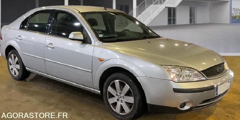 Ford Mondeo 1.8I - 125 GHIA .CT-OK passé et accepté pour 2 ans - Легковой автомобиль: фото 1 Ford Mondeo 1.8I - 125 GHIA .CT-OK passé et accepté pour 2 ans - Легковой автомобиль: фото 1