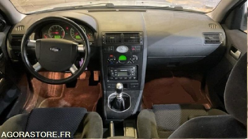 Ford Mondeo 1.8I - 125 GHIA .CT-OK passé et accepté pour 2 ans - Легковой автомобиль: фото 5 Ford Mondeo 1.8I - 125 GHIA .CT-OK passé et accepté pour 2 ans - Легковой автомобиль: фото 5