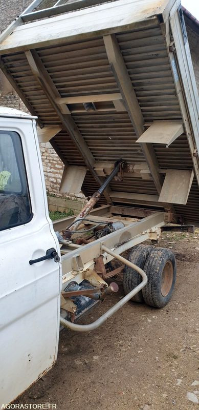 Ford mk2 Benne hydraulique en alu - Малотоннажный самосвал: фото 2 Ford mk2 Benne hydraulique en alu - Малотоннажный самосвал: фото 2