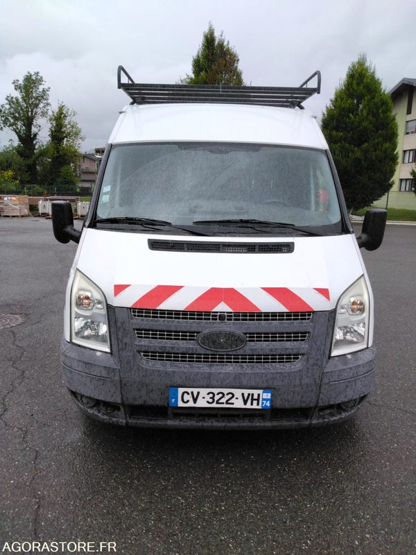 Fourgon Ford Transit - Цельнометаллический фургон: фото 2 Fourgon Ford Transit - Цельнометаллический фургон: фото 2