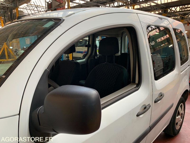 G KANGOO AK-871-FR - Легковой автомобиль: фото 5 G KANGOO AK-871-FR - Легковой автомобиль: фото 5