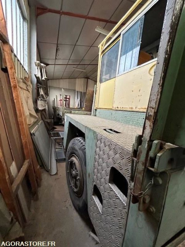 CAMION UNIC - 1974 / 82262 KM - Грузовик: фото 3 CAMION UNIC - 1974 / 82262 KM - Грузовик: фото 3