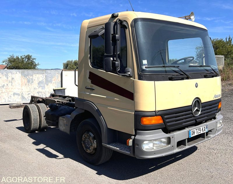 MERCEDES ATEGO 815 CHASSIS CABINE - Грузовик: фото 2 MERCEDES ATEGO 815 CHASSIS CABINE - Грузовик: фото 2