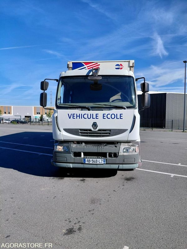 RENAULT midlum 240 - 2009 - 301686 Kms - Грузовик: фото 2 RENAULT midlum 240 - 2009 - 301686 Kms - Грузовик: фото 2