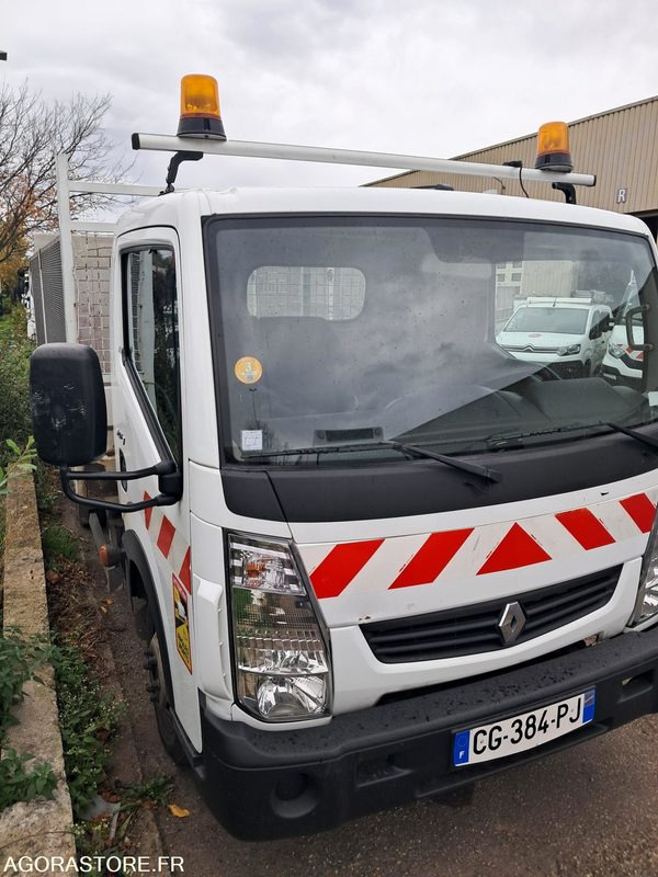 Renault Maxity CG-384-PJ - Грузовик: фото 2 Renault Maxity CG-384-PJ - Грузовик: фото 2