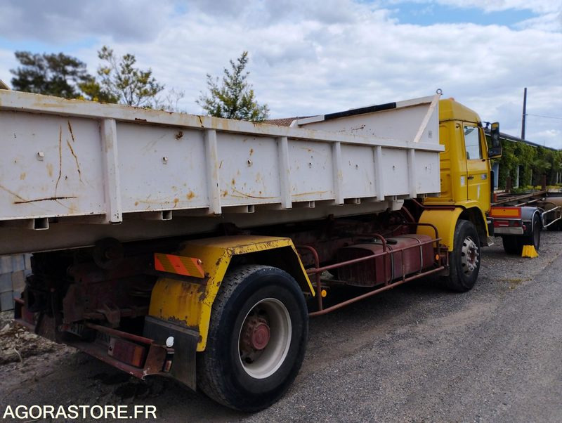 Camion RENAULT AMPLIROLL- 1988 - 838556 KMS - Грузовик: фото 2 Camion RENAULT AMPLIROLL- 1988 - 838556 KMS - Грузовик: фото 2