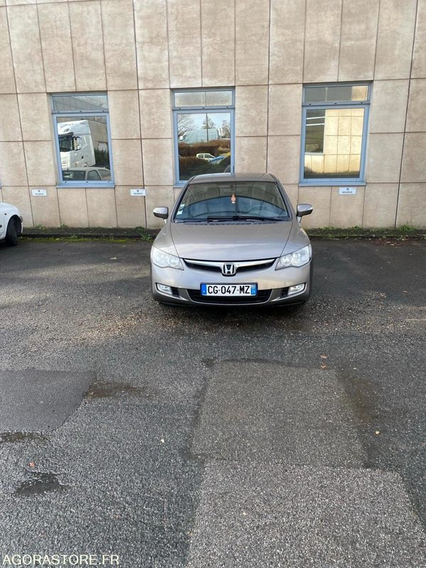 HONDA CIVIC HYBRIDE 2008 - Легковой автомобиль: фото 1 HONDA CIVIC HYBRIDE 2008 - Легковой автомобиль: фото 1