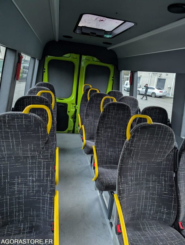 IVECO DAILY - 2015 - Микроавтобус, Пассажирский фургон: фото 3 IVECO DAILY - 2015 - Микроавтобус, Пассажирский фургон: фото 3