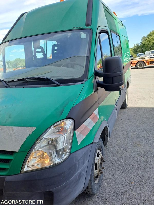 IVECO Daily 35C12 - 2008 - 168450 KM - P1507313 - Цельнометаллический фургон: фото 2 IVECO Daily 35C12 - 2008 - 168450 KM - P1507313 - Цельнометаллический фургон: фото 2