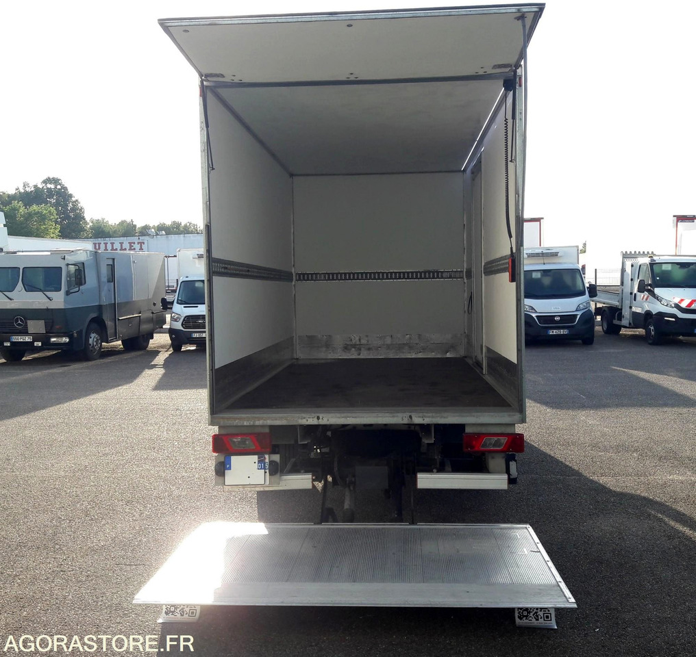 Коммерческий автомобиль FORD TRANSIT CHASSIS CABINE- 2019- 113100KM: фото 8